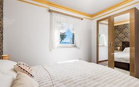 Apartment All For You - With A Swimming Pool